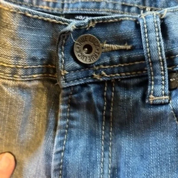 True Luck Mens Jeans Light Wash Straight Leg Distressed Faded Denim Size 30/30 - Picture 8 of 11